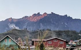 Strawberry Rest House Mesilou Kundasang